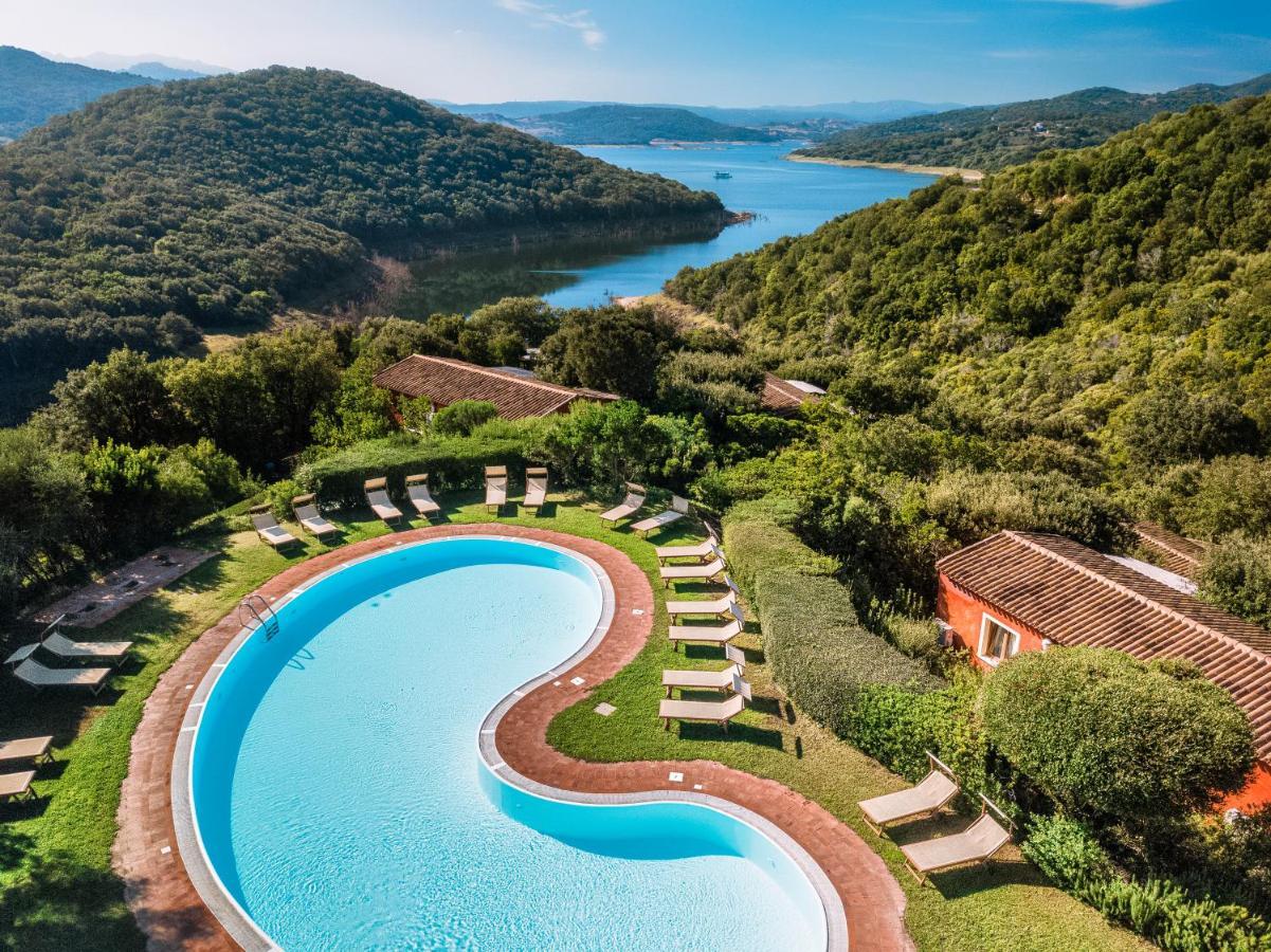 Hotel Aldiola Country Resort Sant'Antonio di Gallura Exterior photo