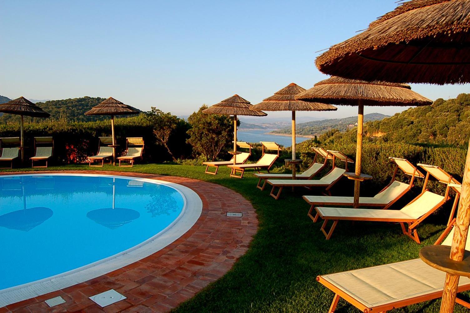 Hotel Aldiola Country Resort Sant'Antonio di Gallura Exterior photo