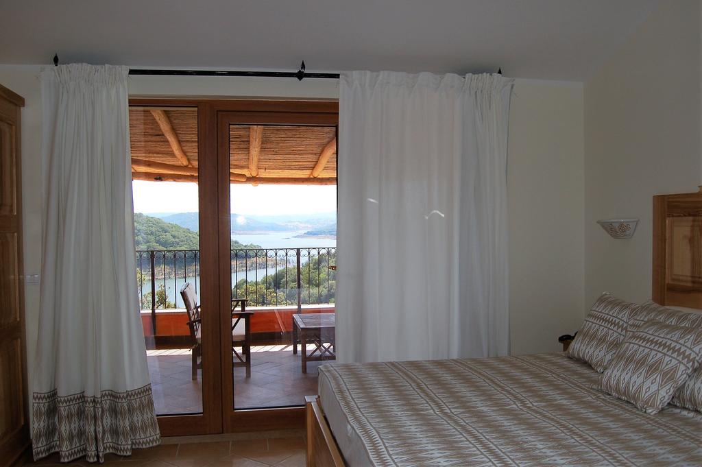 Hotel Aldiola Country Resort Sant'Antonio di Gallura Exterior photo